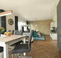 Ferienhaus am Diemelsee mit Sauna + Trampolin - ideal im Herbst