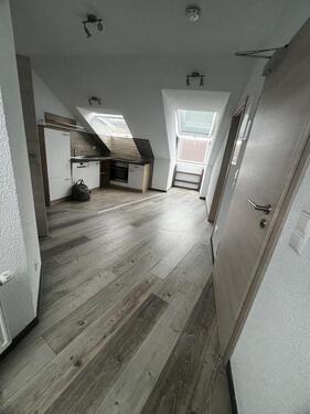 Foto - Dachgeschoss Wohnung kühlsheim, 30 min von Würzburg weg !