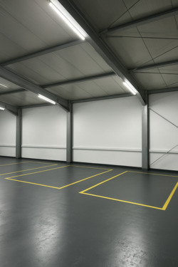 Foto - Hallen-Stellplatz in Celle – für Oldtimer, Sportwagen, Wohnmobile