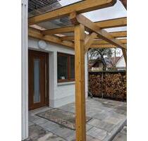 Helle, familienfreundliche 3-Zimmer-Erdgeschosswohnung mit Terras - Grafing bei München