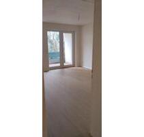 2ZKB Balkon, eigener Garten Zugang vorderer Westen - Kassel