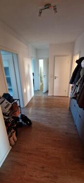 Foto - Schöne, modernisierte 3-Zimmer-Wohnung mit Garage, Balkon und EBK