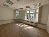 Foto - Großzügige und helle Büroflächen in zentraler Lage ab sofort zu vermieten
