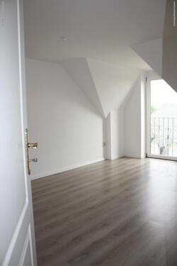 Foto - Gemütliche 2-Raumwohnung unterm Dach!