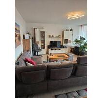 Etagenwohnung in Siegen, 2 ZKB mit Loggia, 72m²