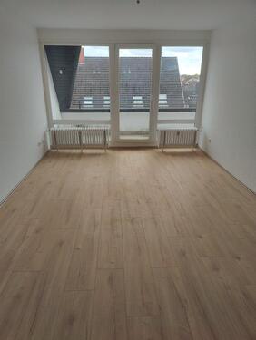 Foto - Frisch sanierte 3-Zimmer-Wohnung mit Balkon Nähe ADAC