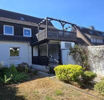 Charmante Doppelhaushälfte mit Garten, Garage, Balkon + Terrasse - Dorsten