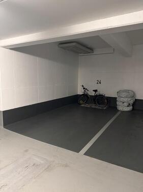 Foto - Tiefgaragenstellplatz in Bahnhofsnähe