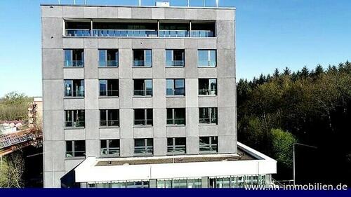 Foto - REPRÄSENTATIVE BÜRO- ODER PRAXISFLÄCHE IN FR-LANDWASSER!