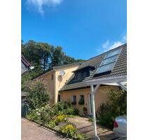 Wohnen mit Charakter: großzügiges Haus in Loxstedt-Stotel