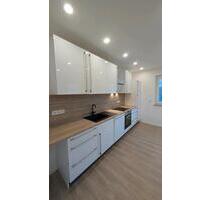 Helle 2,5-Zimmer-Wohnung mit Balkon - Erstbezug nach Sanierung - Bad Hersfeld