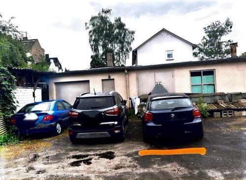 Foto - PKW-Stellplatz in zentraler Lage – Koblenz Innenstadt