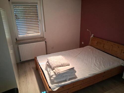 Foto - Wohnung...mit Terrasse u. Vollmöbelierung