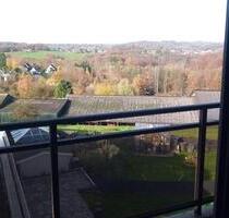 Helle 2-Zimmer Dachgeschosswohnung in Overath mit Balkon