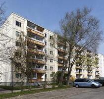 Wohnen gleich unterm Dach - 290,00&nbsp;EUR Kaltmiete, ca.&nbsp; 57,89&nbsp;m&sup2; in Halle (Saale) (PLZ: 06128) Gesundbrunnen