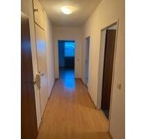 Wohnung zu Vermietung - 780,00&nbsp;EUR Kaltmiete, ca.&nbsp; 70,00&nbsp;m&sup2; in Halle (PLZ: 33790)