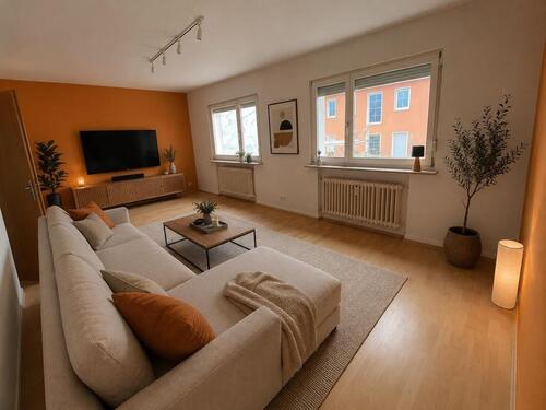 Foto - 4-Zimmer Wohnung für max. 2Personen, nicht möbliert (KI)