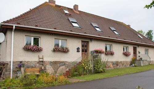 Foto - Bauernhaus mit zwei Wohneinheiten und 1.800 m² Naturgarten