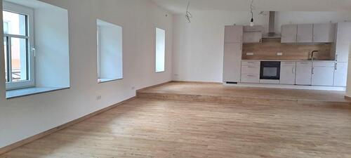 Foto - Kernsanierte Wohnung im Herzen von Oberkotzau (85 m²)