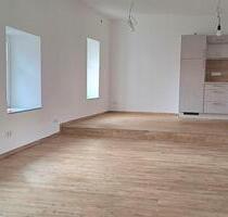 Kernsanierte Wohnung im Herzen von Oberkotzau (85 m²)