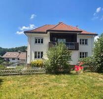 Villa 10 Zi , 250 qm , Grundstück 988 qm, mit ELW - Rickenbach