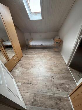 Foto - 100qm Wohnung zu vermieten renovierungsbedürftig