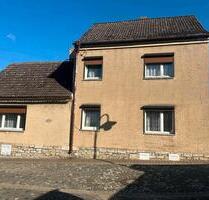 Einfamilienhaus - 60.000,00 EUR Kaufpreis, ca.  160,00 m² in Selke-Aue (PLZ: 06458)