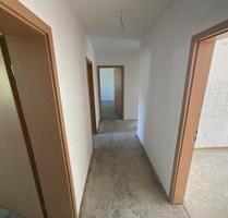 Sie haben die Familie, wir die Wohnung.4-Zimmer-Wohnung in Horsthausen frei, im EG mit Balkon - Herne Sodingen