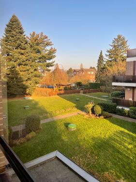 Foto - Helle 3,5 Zimmer Wohnung mit Balkon, Keller und Garagenstellplatz