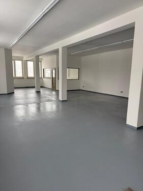 Foto - 132 m² Gewerberaum 
