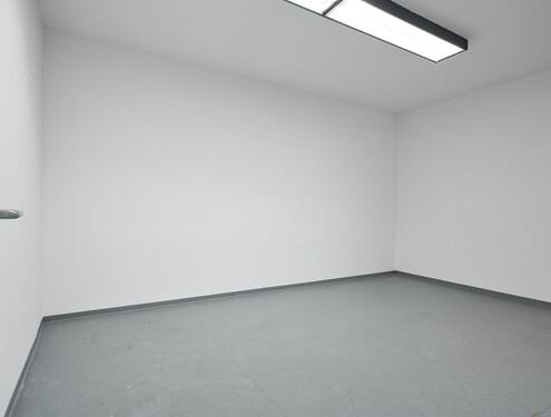 Foto - Jetzt mieten: 17 m² Lager in Aachen – Ideal für Akten & Material!