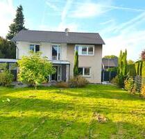 Freist. Einfamilienhaus+ELW & Keller 854qm Gr.st - provisionsfrei - Burscheid