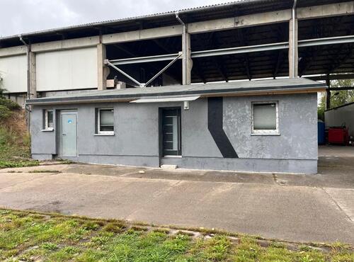 Foto - Büroraum mit Küche, 250m2 Stellplatz und vieles mehr