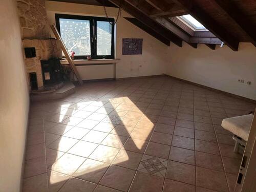 Foto - Dreizimmerwohnung mit Garage zu Vermieten