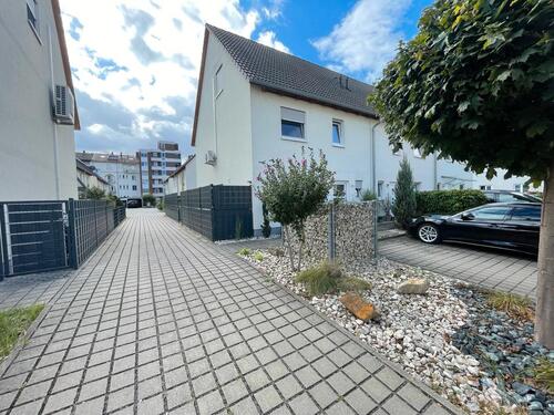 Foto - 4 Zimmer Doppelhaushälfte zum Kaufen in Ludwigshafen am Rhein