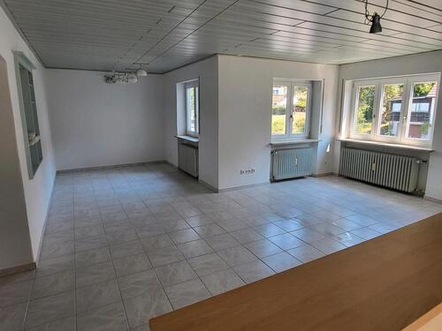 Foto - 4-Zi.-Wohnung in Moosthenning, ca. 130qm, 2 Stellpl.+2 Balkone