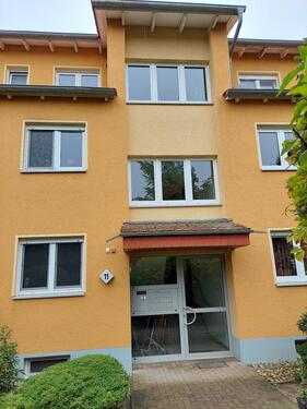 Foto - RESERVIERT - Komfortable und ansprechende 3 - Zi.-Wohnung im OG,