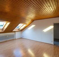 Renovierte 4-Zimmer DG-Wohnung in guter Wohnlage VS-Villingen - Villingen-Schwenningen