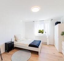 Helles, möbliertes WG Zimmer in einer 3er Frauen WG in zentraler Lage von Nürnberg