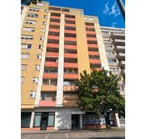 Panoramablick im 8. OG – 2-Zi.-ETW m. Balkon, Aufzug & Stellplatz - Ludwigshafen am Rhein
