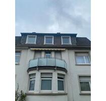 Vier Zimmer, Küche, Diele, Bad komplett renoviert ab 01.2026 - Solingen Burg