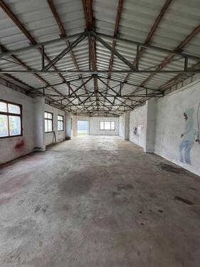 Foto - HallenLagerraum mit 140 m² zu vermieten