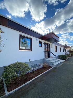 Foto - Großer, sehr gepflegter Bungalow in ruhiger Lage am Roten Hügel