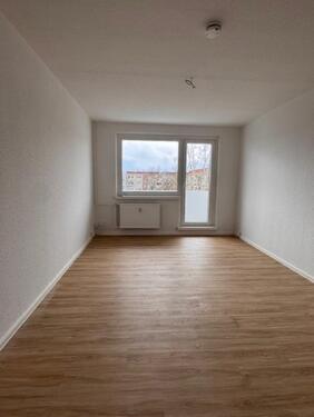 Foto - 2-Raum-Wohnung mit Balkon - 316,00&nbsp;EUR Kaltmiete, ca.&nbsp; 49,73&nbsp;m&sup2;