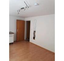 Studenten Zimmer nähe DEZ - 350,00&nbsp;EUR Kaltmiete, ca.&nbsp; 20,00&nbsp;m&sup2; in Regensburg (PLZ: 93059) Konradsiedlung