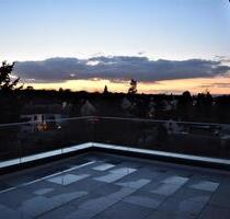 Hell-Offen-Luftig- Maisonette mit großer Sonnenterrasse - Frankfurt am Main Schwanheim