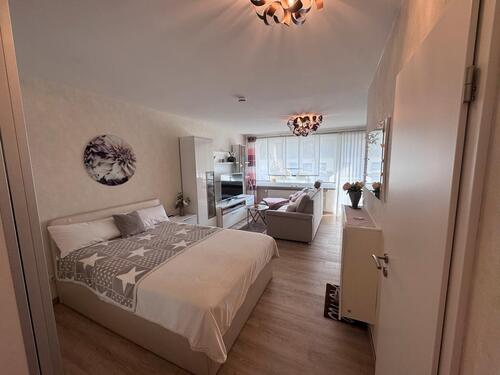 Foto - Provisionsfrei, kernsaniert, 1-Zi-Eigentumswhg,Balkon,Klimaanlage