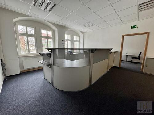 Foto - Repräsentative Bürofläche in bester Innenstadtlage mit 3 Stellplätzen – vielseitig nutzbar