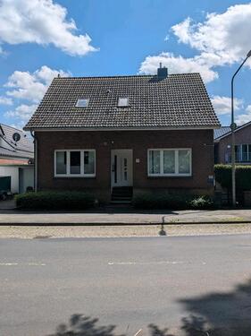 Foto - Einfamilienhaus zum größten Teil Kernsaniert.