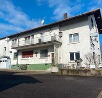 Wohn- u. Geschäftshaus in Rheinnähe mit Werkstattgebäude - Rheinmünster